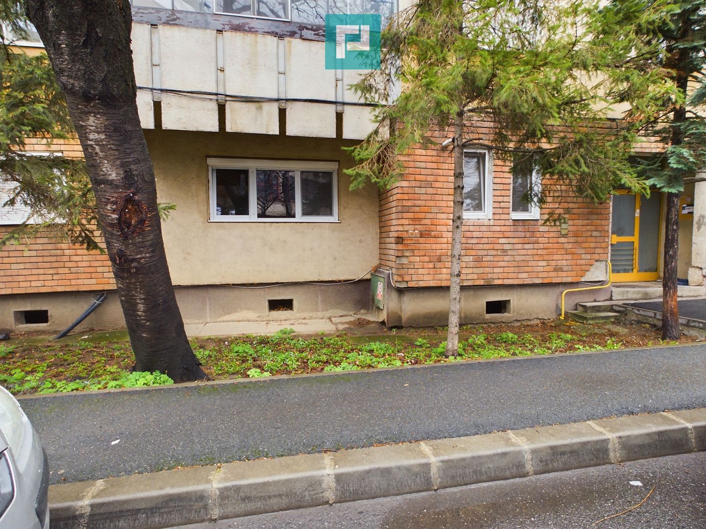 Apartament cu 1 cameră zona Polivalentă - Poză 2