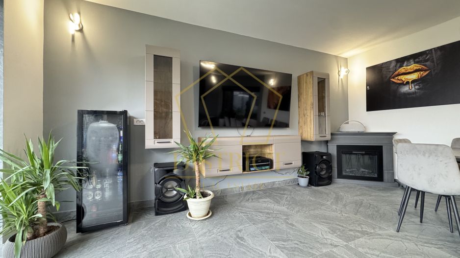 Casa superba pe parter, mobilata-utilata | Sanmihaiu Roman - Poză 15