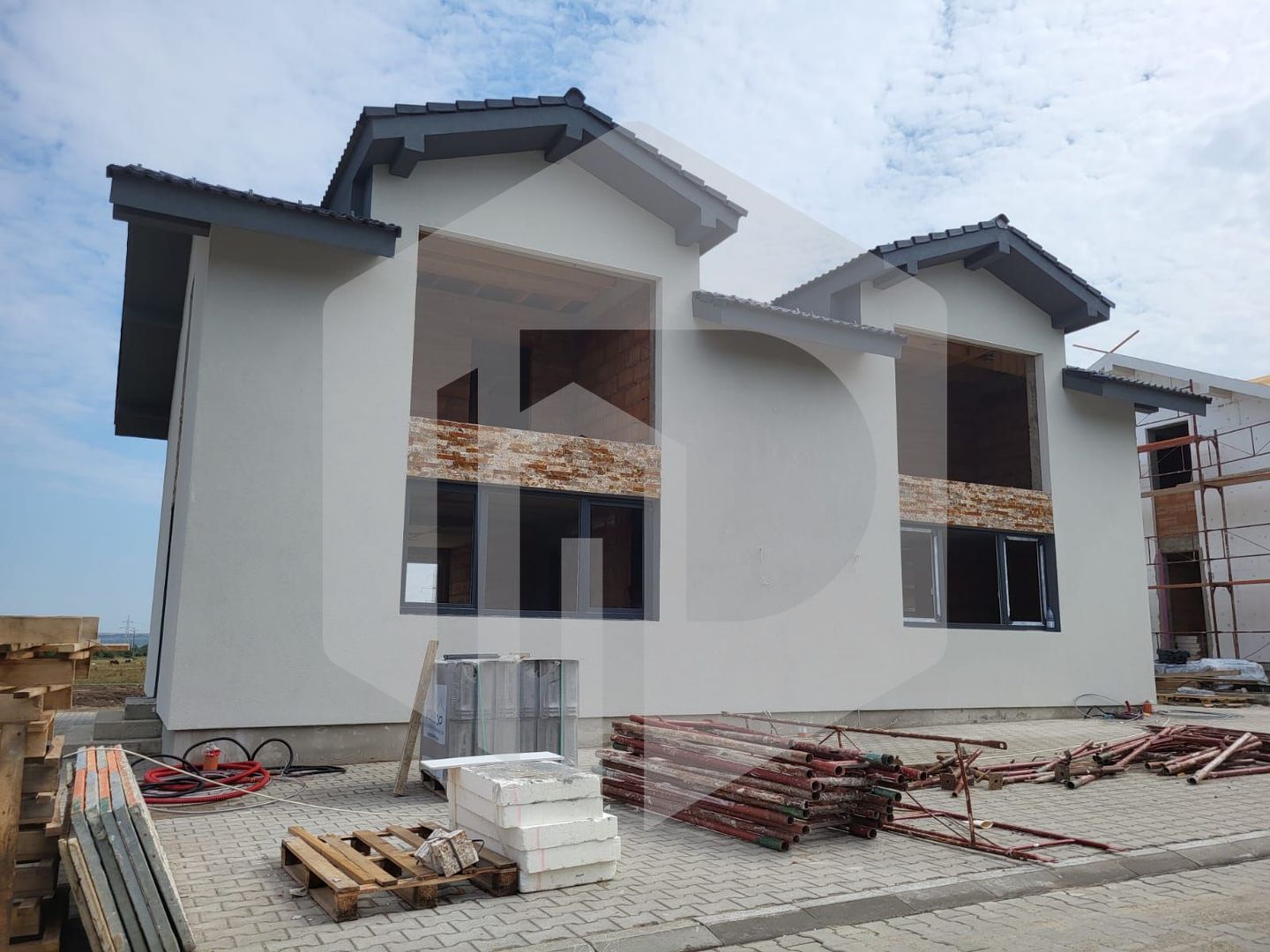 Duplex predare vara- 4 Camere-2 locuri de parcare- Cisnadie - Poză 8