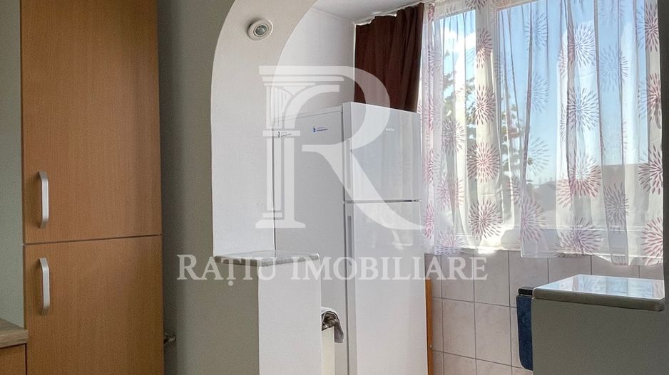 Apartament cu 3 camere | Decomandat | Parcare | Nufărul | Oradea - Poză 6