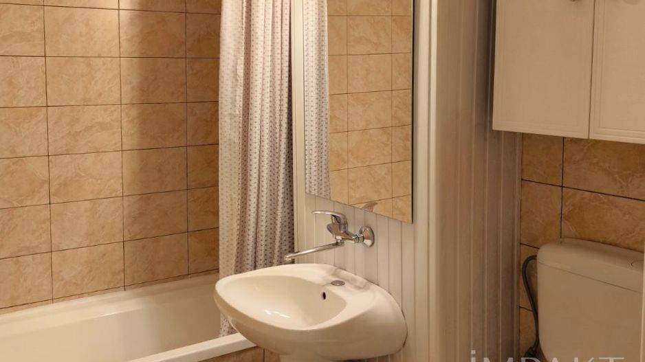 Apartament  cu 3 camere decomandate, 2 băi, etaj 1 - Zorilor - Poză 3