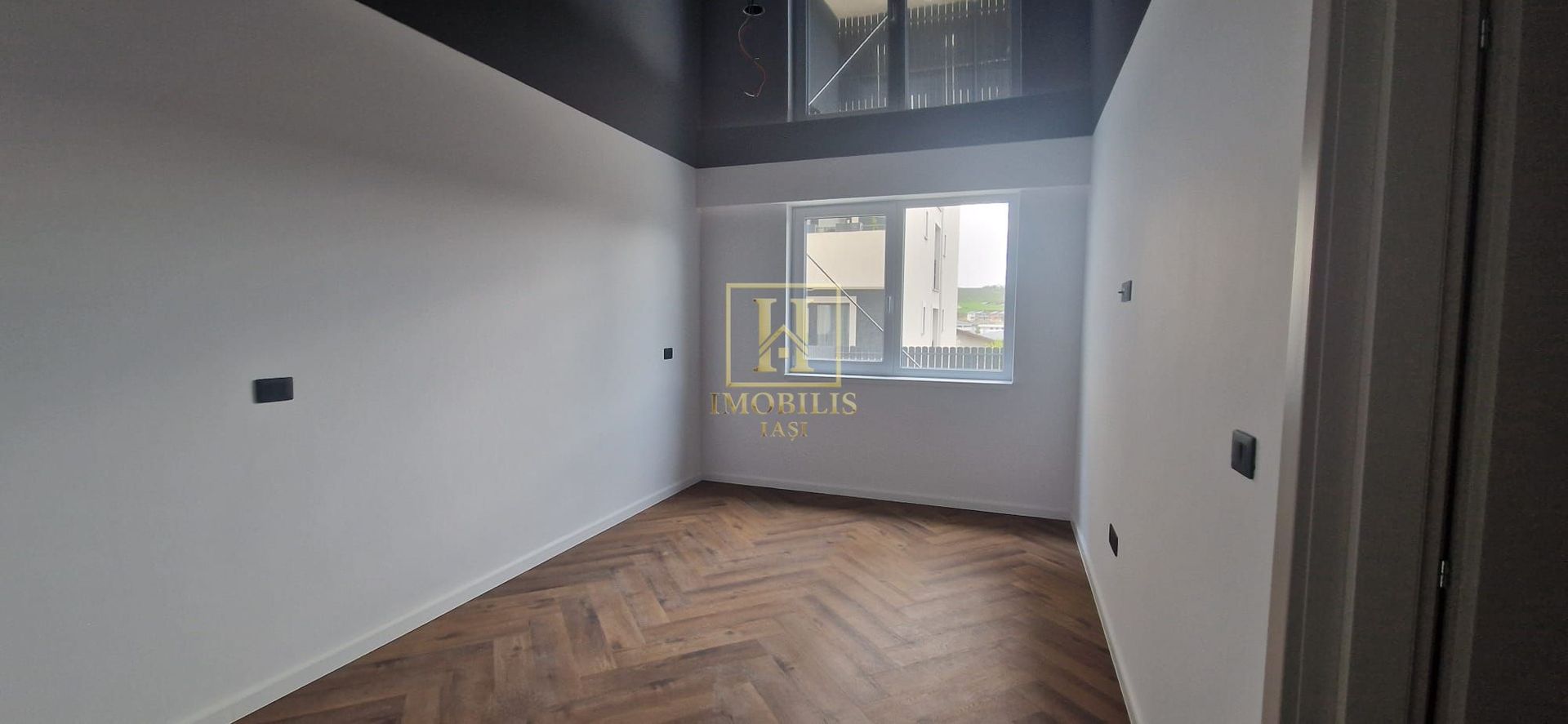 Apartament NOU 2 camere 57 mp+ loc parcare+ gradina Bucium 105000 euro - Poză 1
