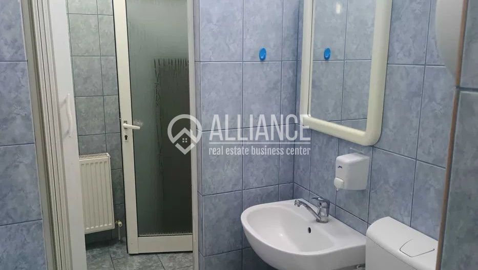 CENTRU (COD10) - Spatiu comercial / birouri de inchiriat - Poză 4