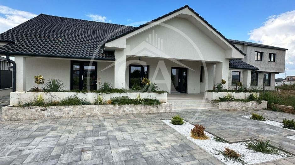 Casa de vanzare D+P+M cu 6 camere in Cartier Viena - Poză 2