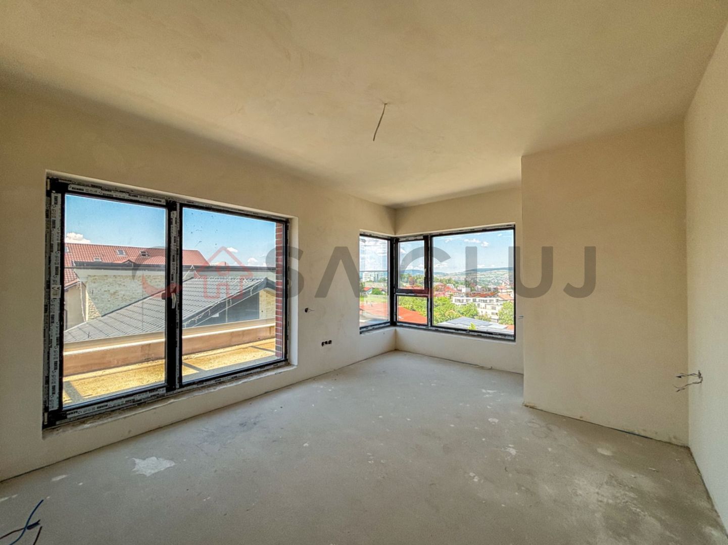 Duplex Semifinisat - Zona Grand Hotel Italia - Garaj si priveliste - Poză 5