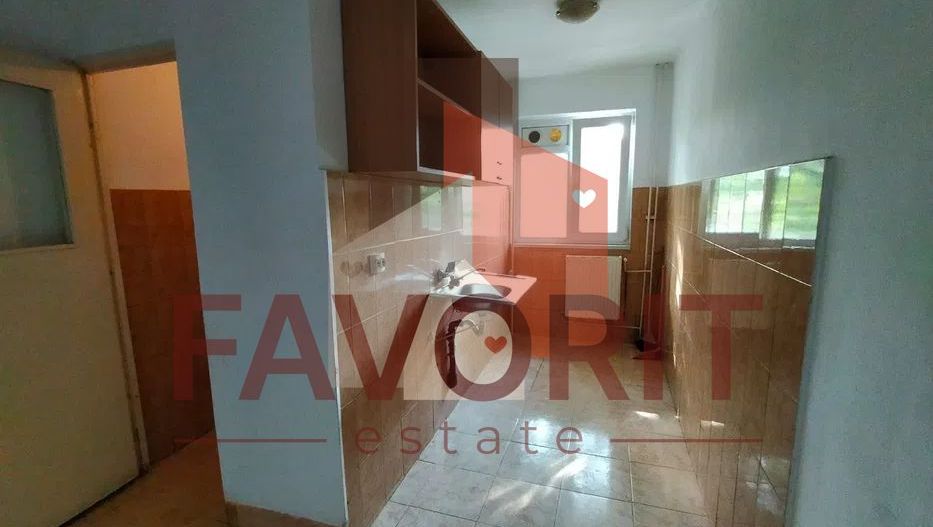 Apartament 2 camere, zona Sagului - Poză 3