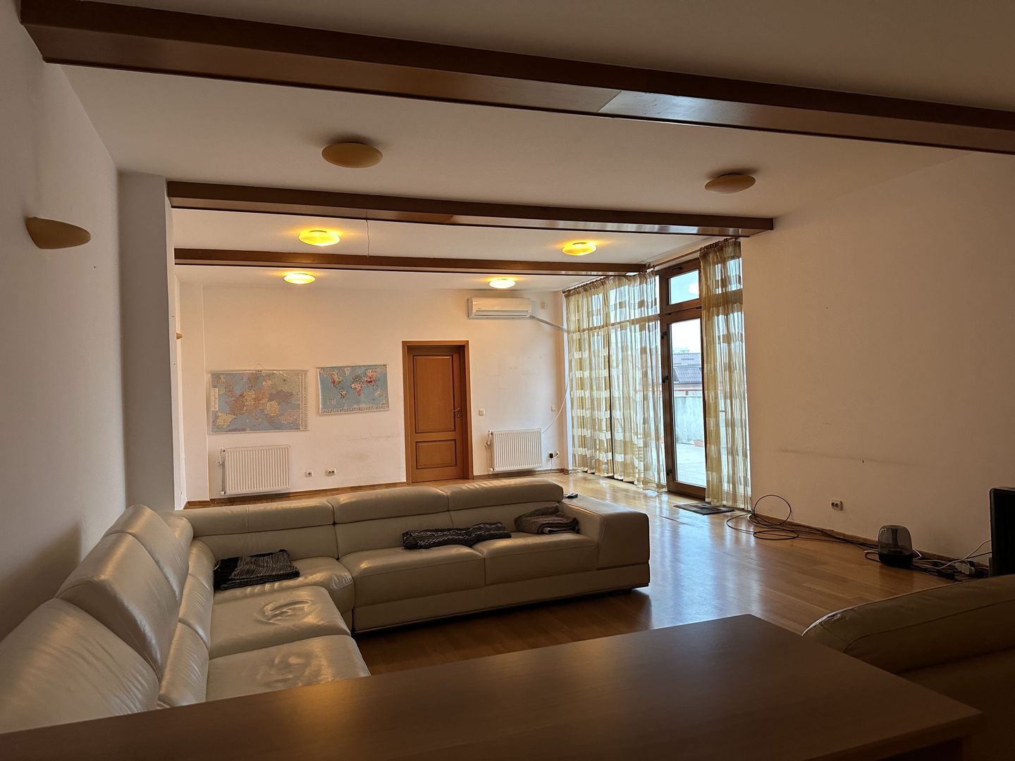 VATRA LUMINOASA -Agricultori | Cladire 1900mp din 2001 | Teren 1030mp - Poză 30