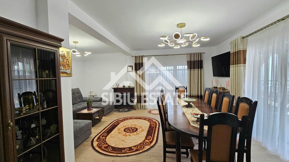 Casa Selimbar zona Brana - Poză 2
