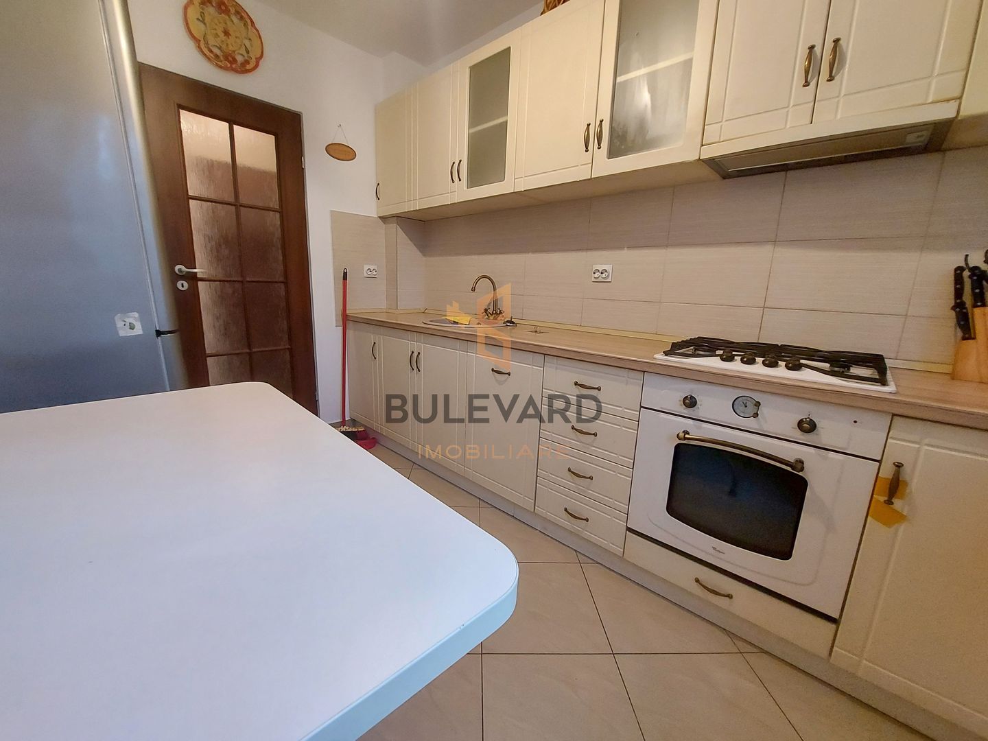 Apartament cu 2 camere zona strazii Donath + parcare! - Poză 4