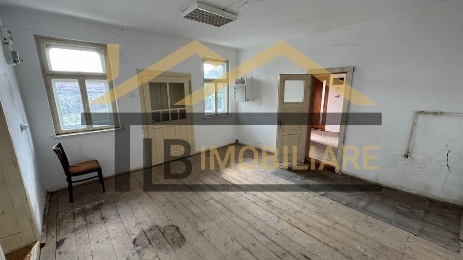 Casa individuala, 1192 mp teren, Zona Voiniceni - Poză 9