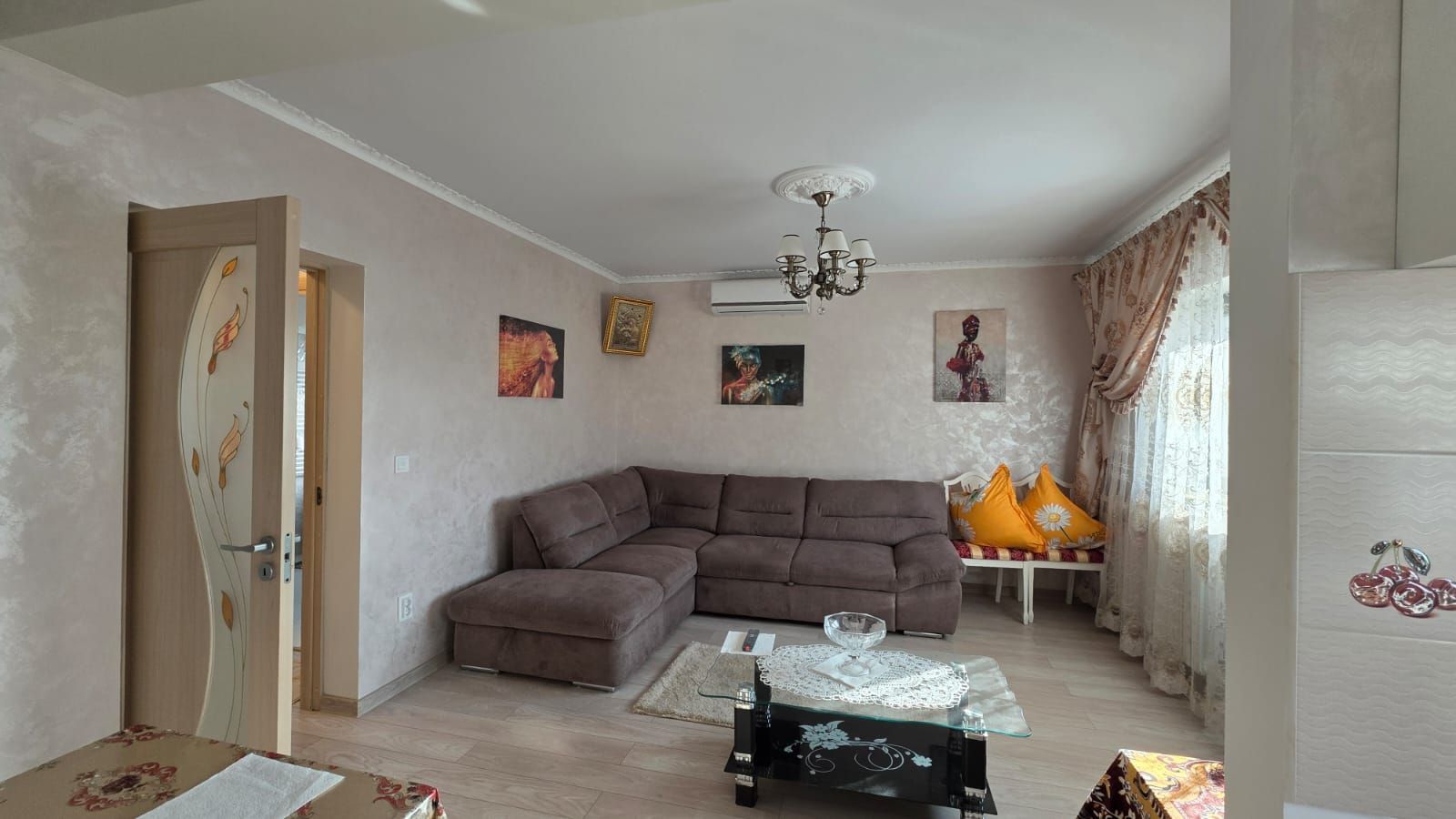 Apartament 1 camera mobilat modern,parter cu gradina CUG Valea Adanca - Poză 2