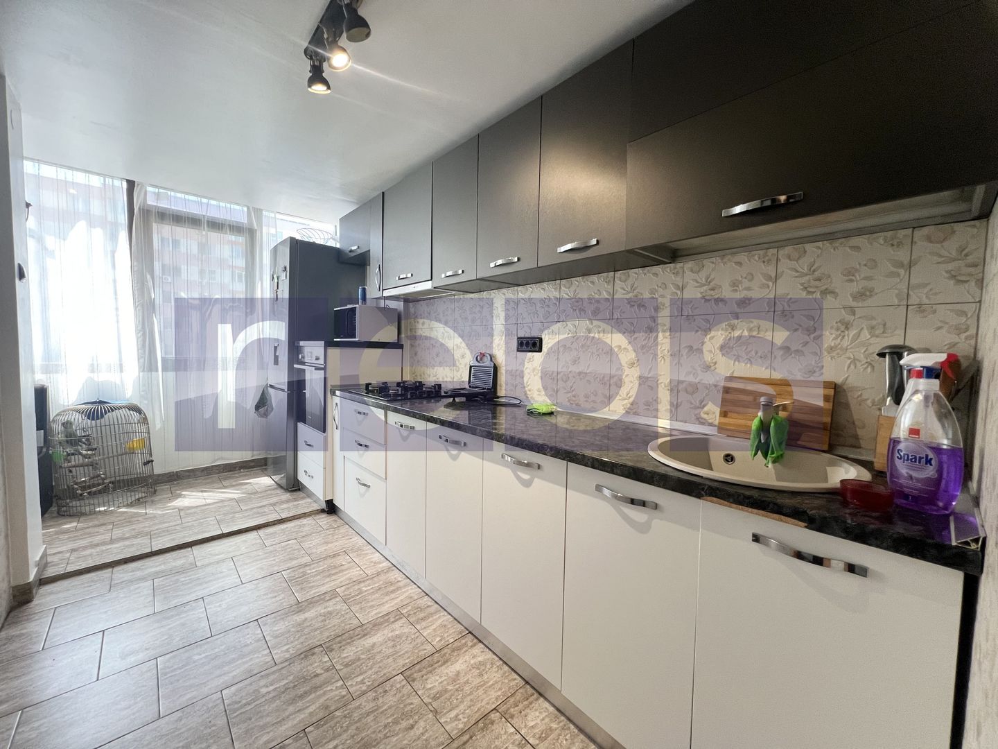 VANZARE 2 CAMERE | RENOVAT | MOBILAT & UTILAT | METROU STEFAN CEL MARE - Poză 5