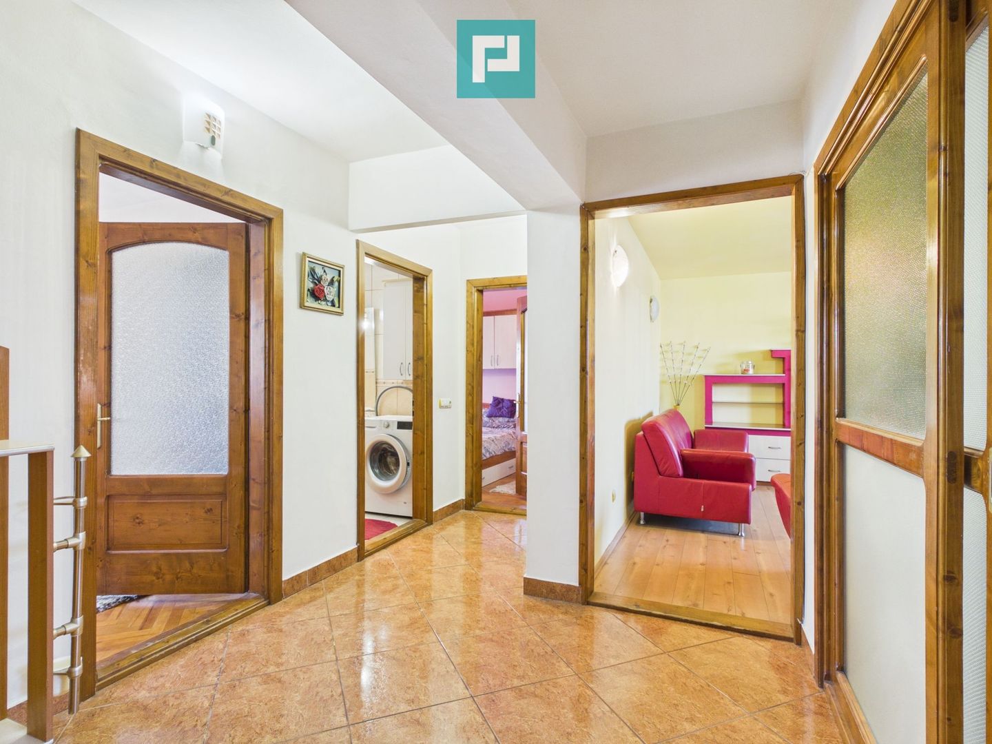 Apartament 3 camere de inchiriat - 360 €/lună - Poză 1