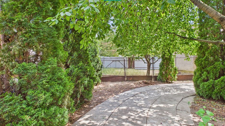 Casă, Com.Iratoșu.  Jud.Arad - Poză 4