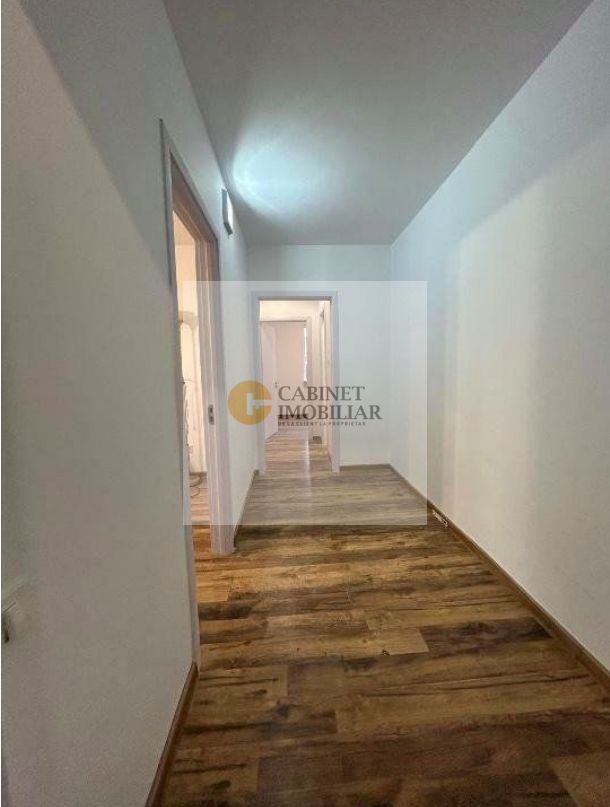De Vânzare Apartament 3 Camere, 70mp, Etaj Intermediar, Zona Iancului - Poză 8
