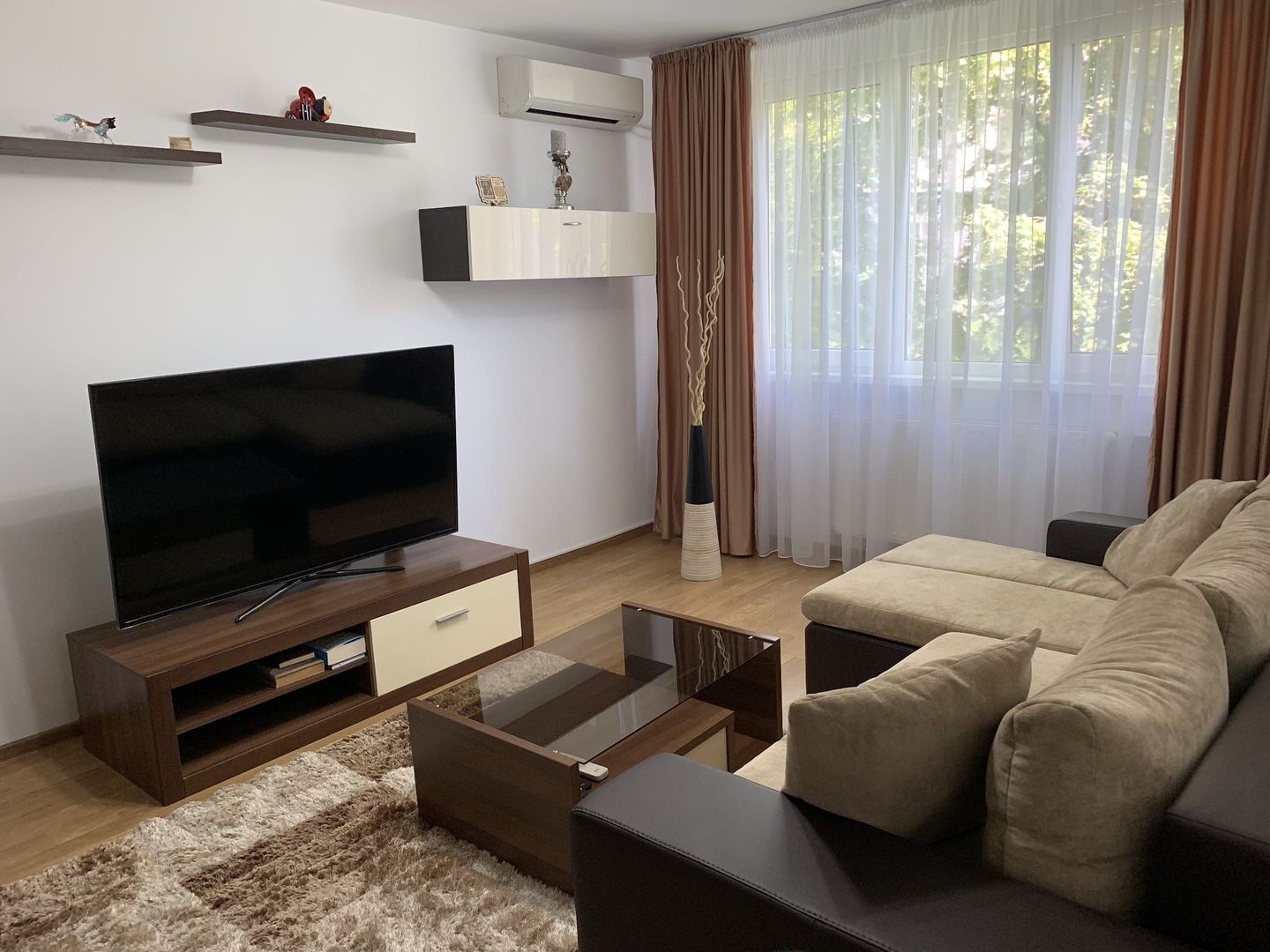 2 camere decomandat | Drumul Taberei | Metrou Valea Ialomiței - Poză 2