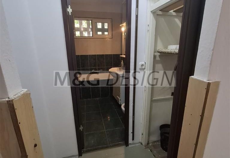 Favorit-Gh Lazar 3 camere parter cu centrala proprie - Poză 8