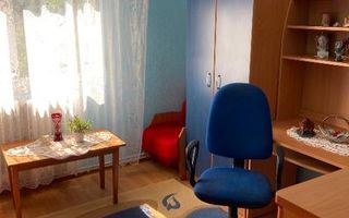 BRASADAS vinde ap 2 cam etaj 3/4 Carpați 1. - Poză 1