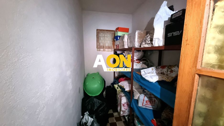 De vanzare casa 5 camere, 1092mp teren, Vintu de Jos - Poză 19