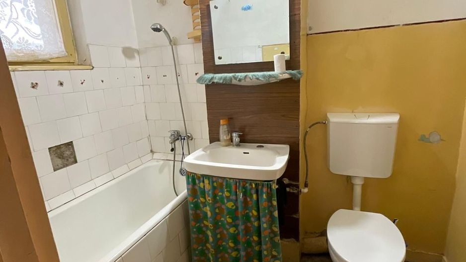 Apartament cu 2 camere de vânzare Cetate - Poză 4