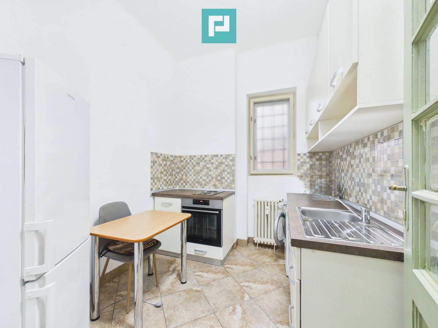 Apartament de închiriat cu 2 camere central, Arad - Poză 3
