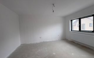 Apartament 3 camere I Etajul 1 I Decomandat I Selimbar I - Poză 2