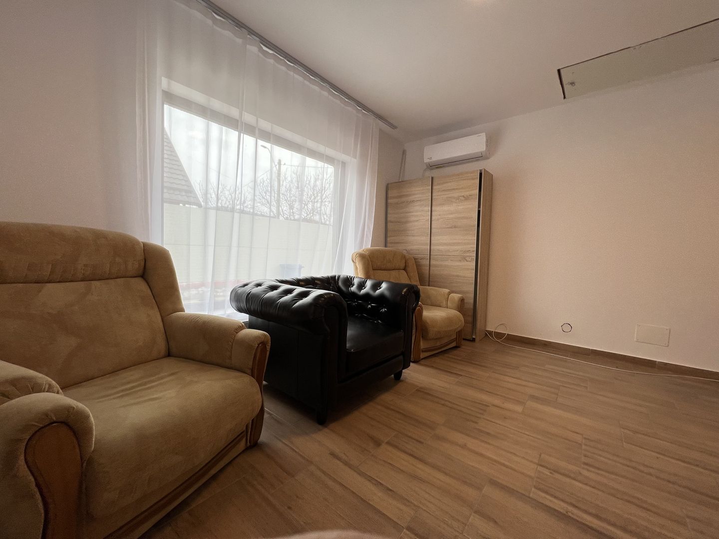 Inchiriere casa parter 3 camere la 15 min de centrul capitalei! - Poză 4
