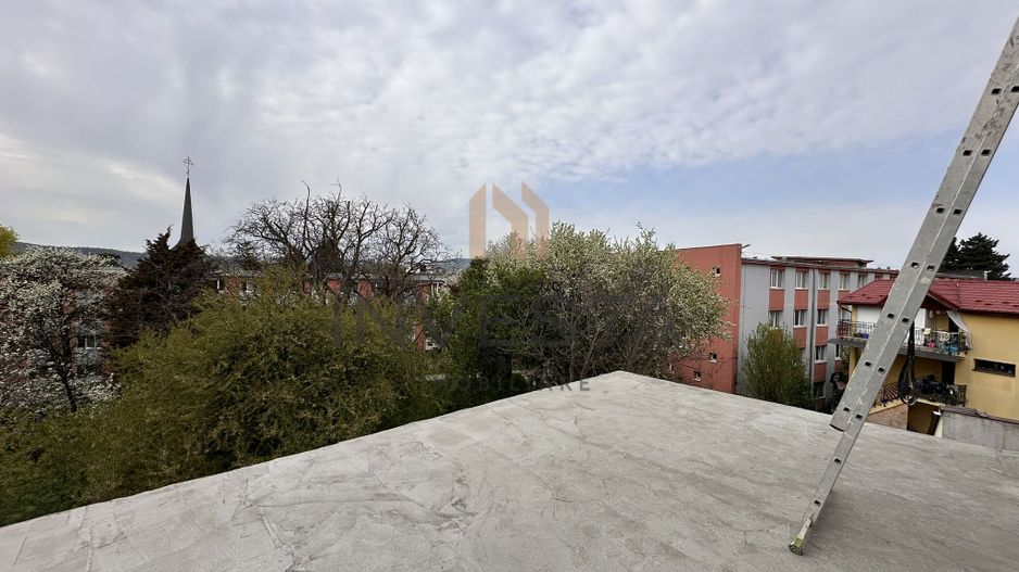 Imobil 7 camere zona Hasdeu -SemiCentral | Curte proprie si acces auto - Poză 9