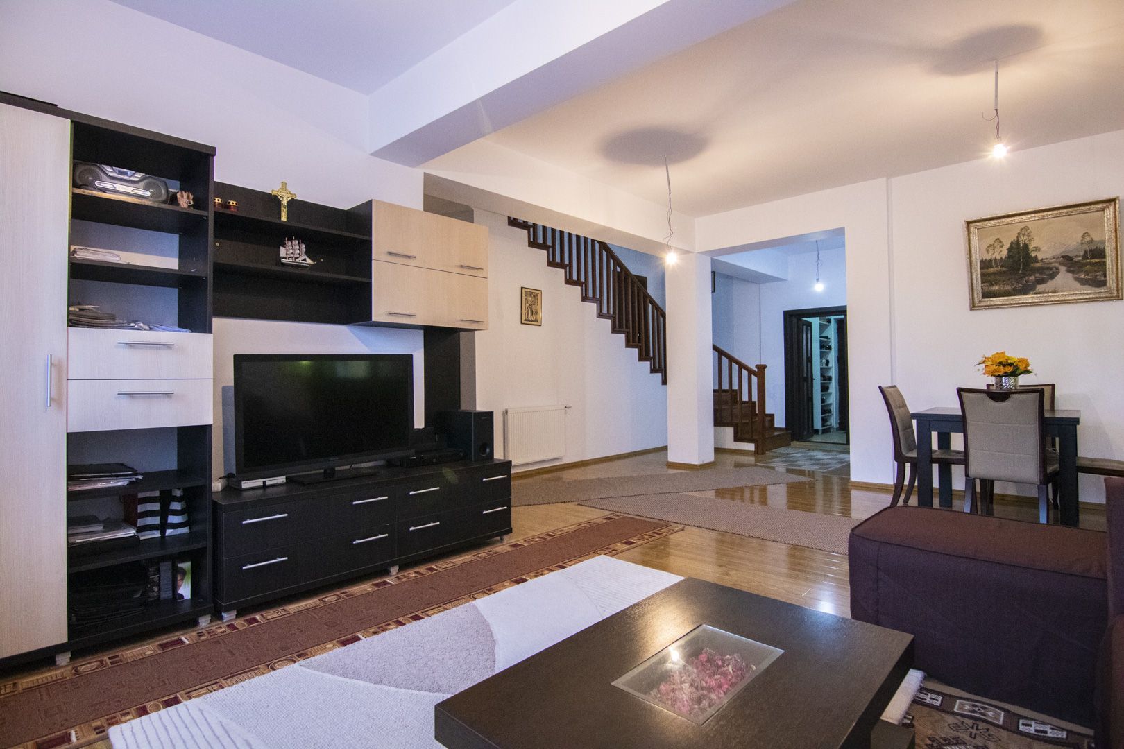 Casă / Vilă, 5 camere, teren 690 Mp., Prelungirea Ghencea - Maracineni - Poză 22