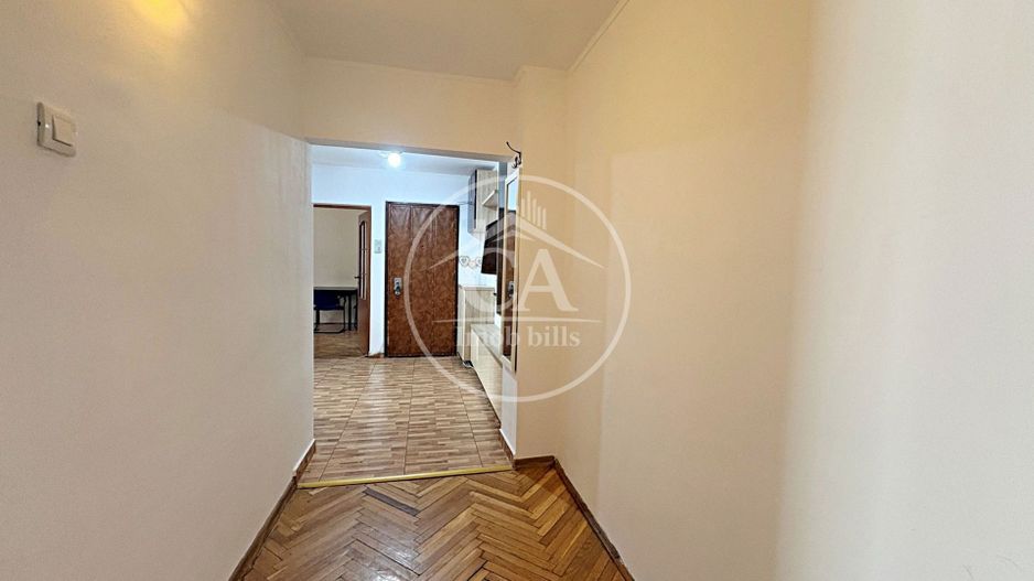 Apartament cu 3 camere de închiriat în zona Rogerius, Oradea - Poză 8