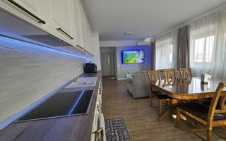 Apartament 3 camere la cheie, zona Terra. - Poză 1