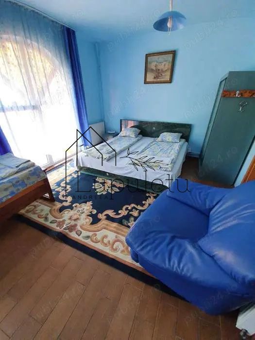 Pensiune de vânzare | 400 MPU | 10 Camere | Rasinari - Curmatura - Poză 9