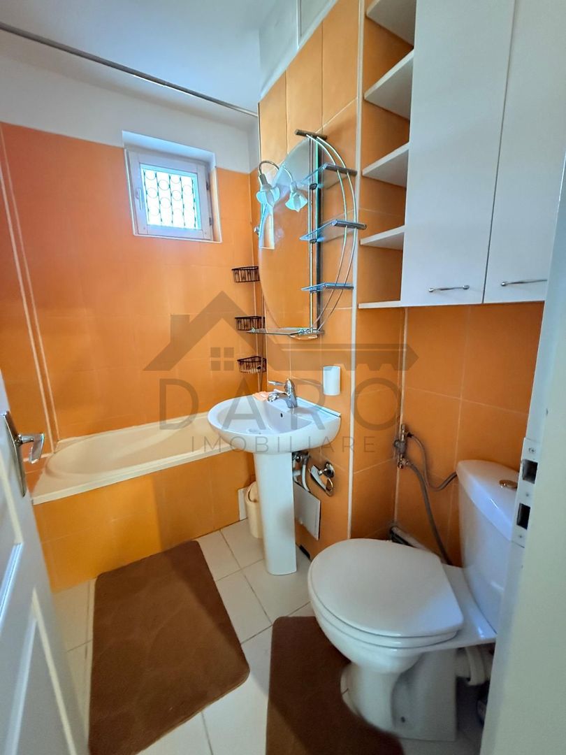 Închiriez apartament cu 2 camere in Tg Mureș, zonă centrală - Poză 8
