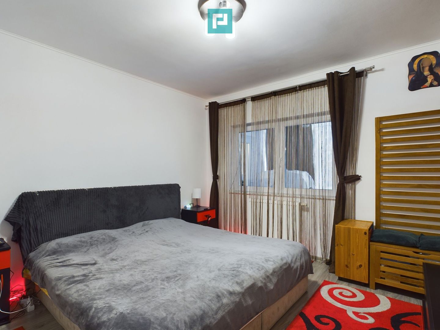 Apartament cu 5 camere in zona UMT 105mp - Poză 11