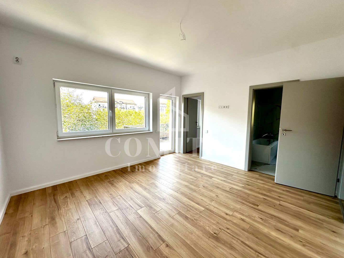 Duplex finisat | 2 locuri de parcare | Zona Tineretului - Poză 7