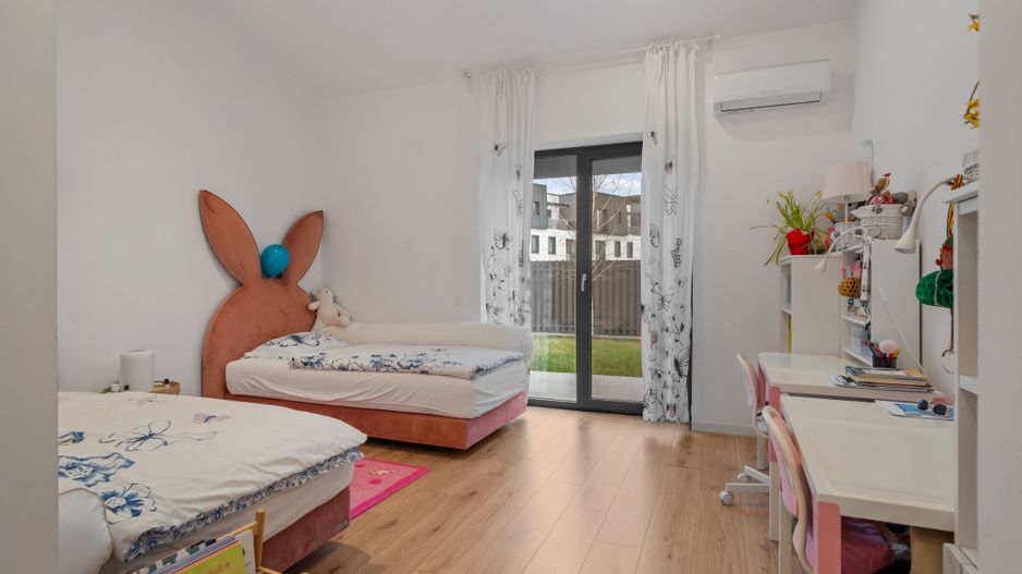Vila pe parter cu 5 camere  | 655 mp teren | dotata cu panouri solare - Poză 20