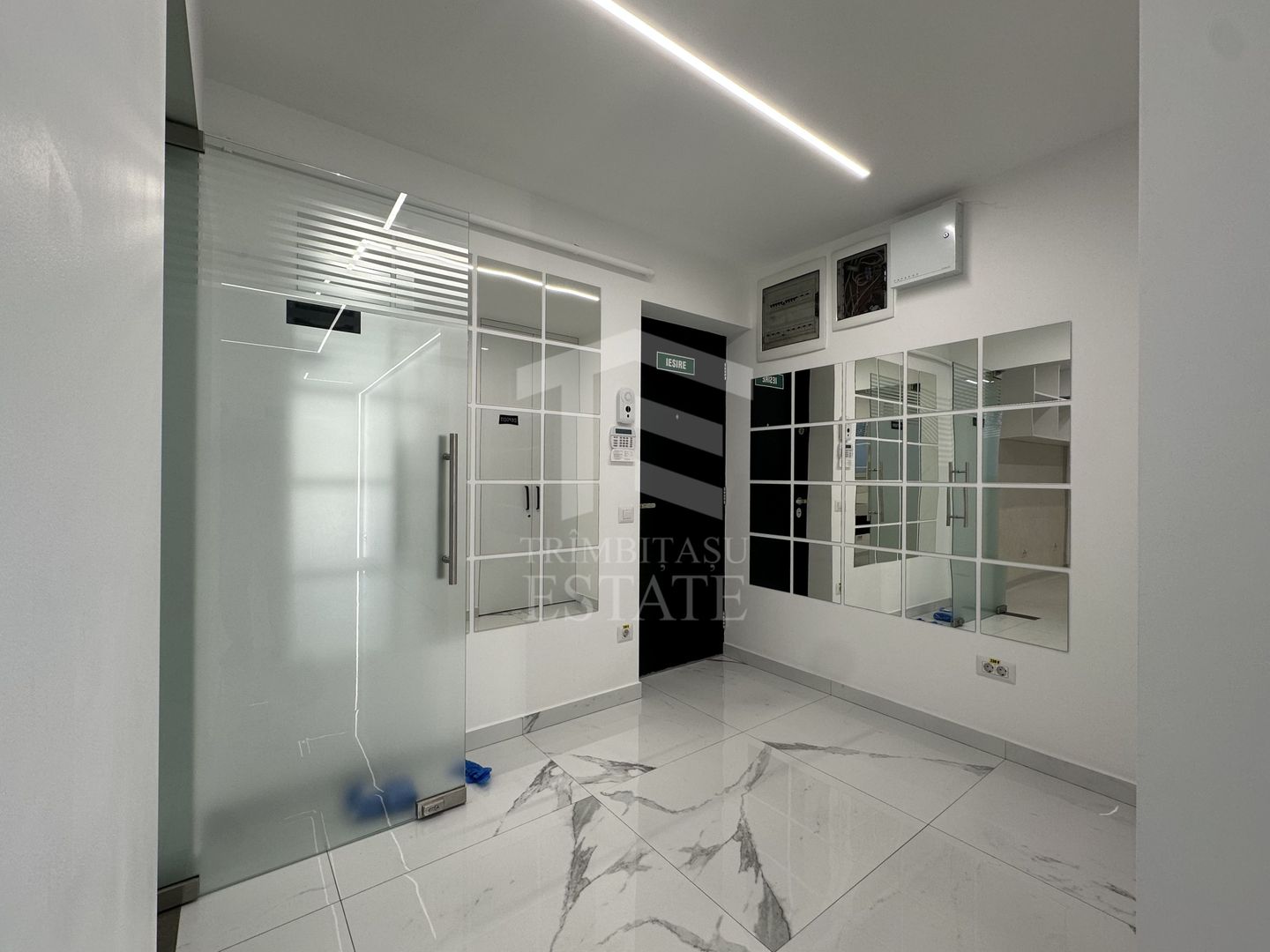 Clinica Stomatologica Premium – 2 Cabinete Complet Utilate – Metrou - Poză 18