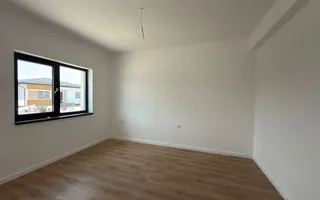 Casa 4 camere pe parter-Tunari | Teren 400 mp - Poză 14