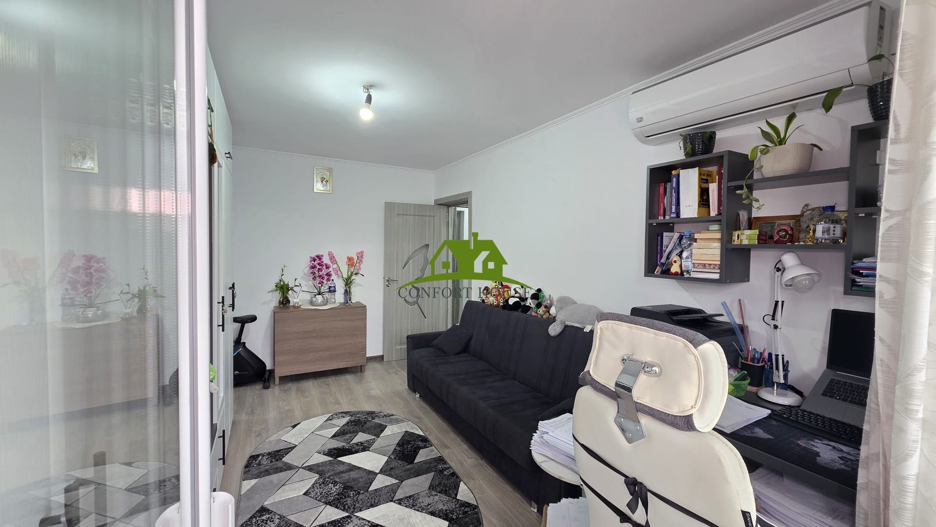 Apartament cu 3 Camere -complet renovat ,Ostroveni Narciselor - Poză 2