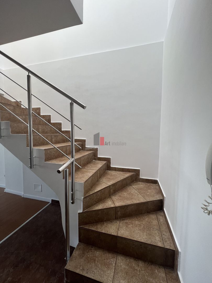 Apartament 3 camere tip Duplex Cartierul Latin - Poză 6