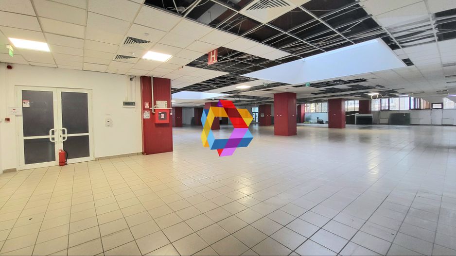 Spatiu comercial în galerie comerciala - 550 mp - Poză 4