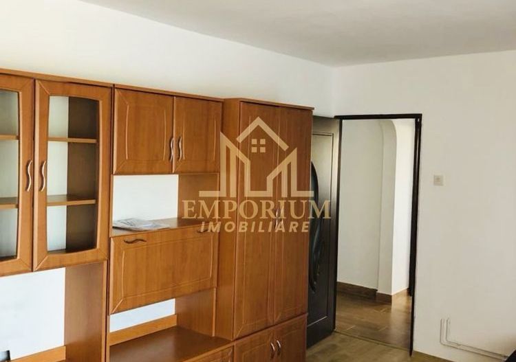 2 camere decomandate, Parcare, Intre Lacuri, zona Lacul 3 - Poză 2