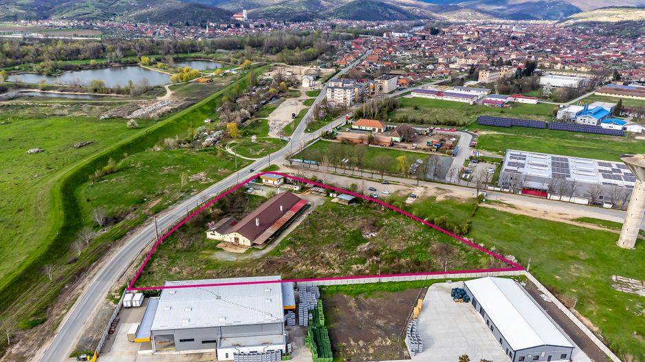 Hala industrială cu teren 10.495 mp – potențial supermarket, Lipova - Poză 1