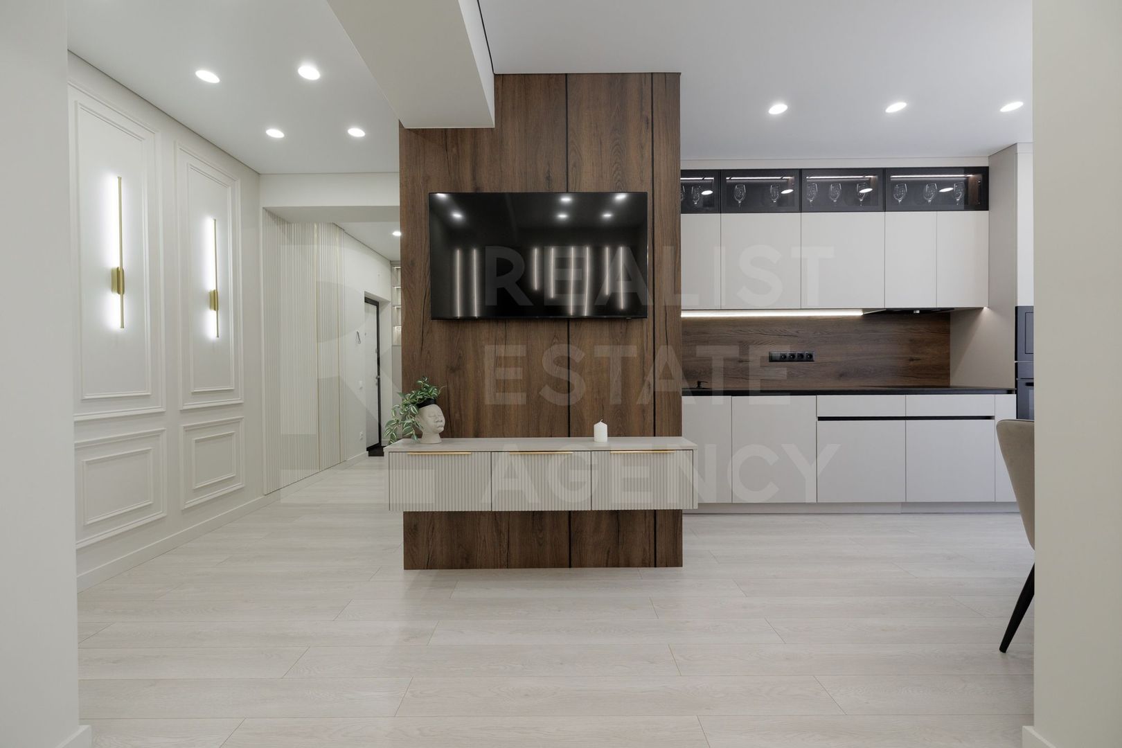 Vânzare, apartament, 3 camere, str. Calea Ieșilor, Sculeni - Poză 6