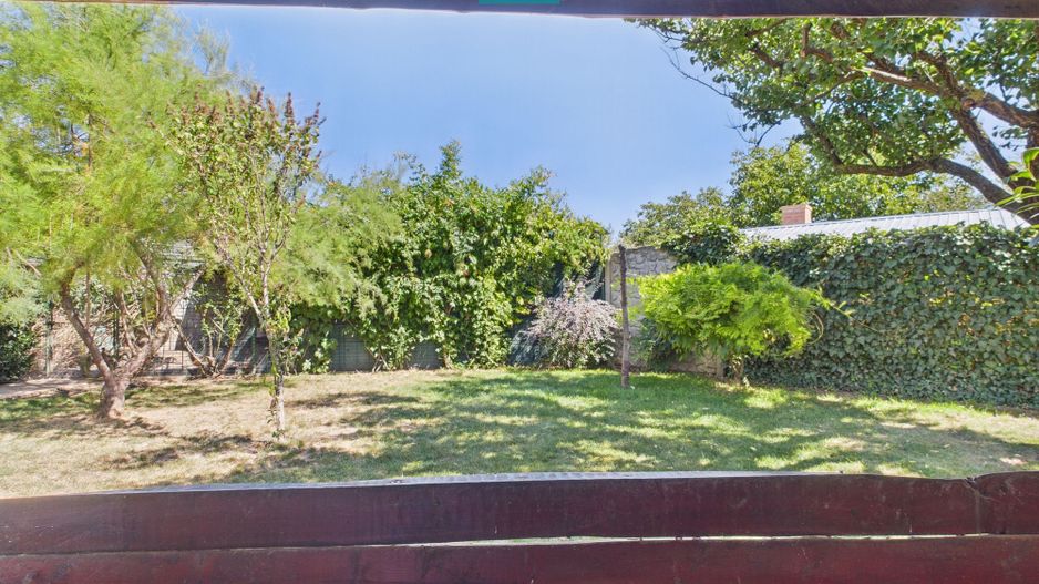 Casă și clădire de apartamente la Orțișoara - Poză 50