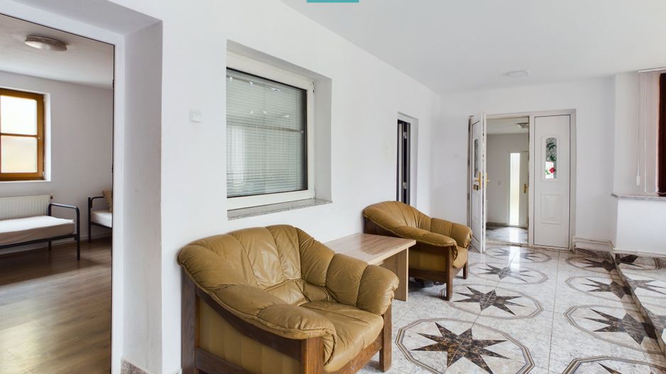 Proprietate imobiliară cu potențial extraordinar! - Poză 24