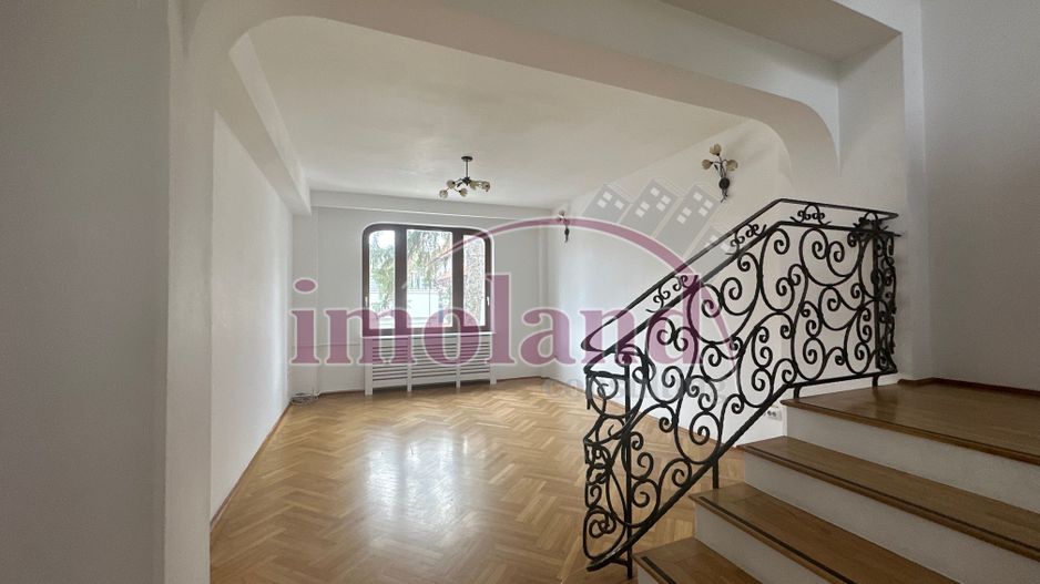 Imobil cu curte - Inchiriere - D+P+Etaj+Mansarda - Floreasca - Poză 1