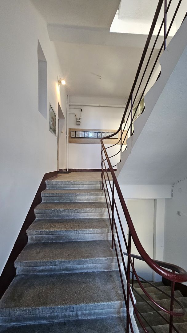 Str Lunga apartament pretabil birou/cabinet , parter stradal - Poză 11