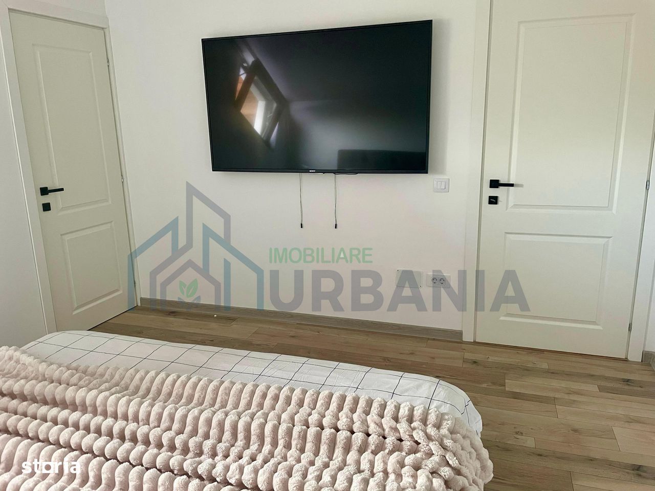 Casă + Garaj Spațios * # * # * - Poză 7