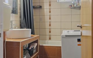 2 Camere, circular, 3/10, bloc Z, zonă foarte verde, metrou Favorit, Comision 0% - Poză 8